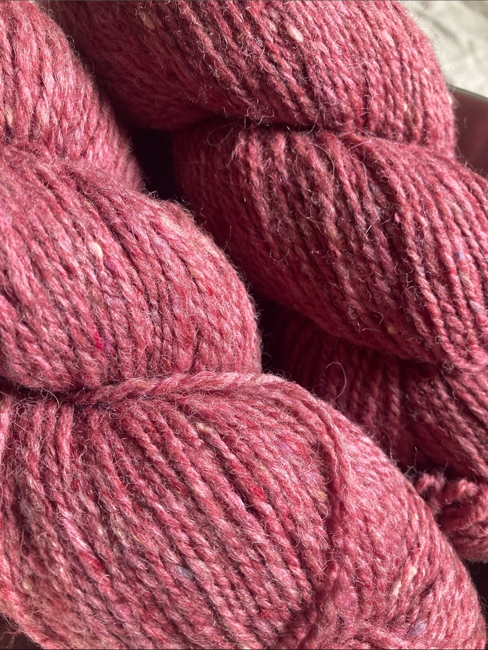 2 Skeins Wool Yarn - Picture 2 of 2
